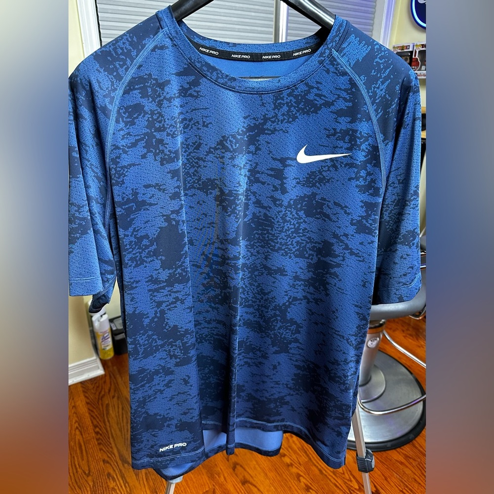 New Nike Blue and Black Short Sleeve Tee
